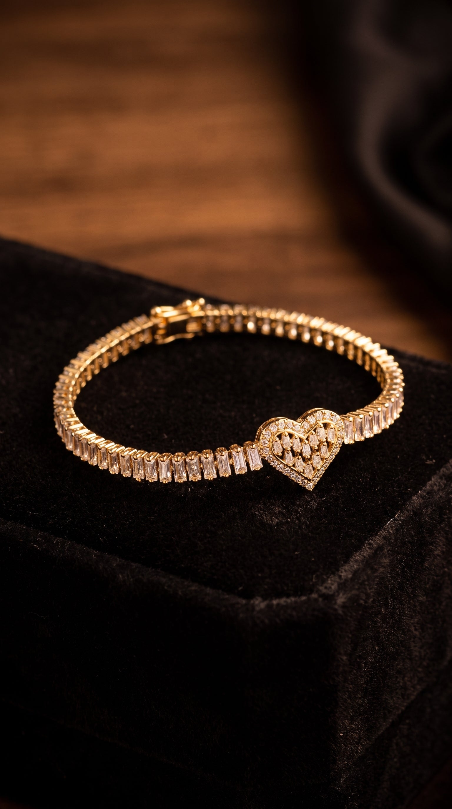 ❤️ Anti-Tarnish Heart Tennis Bracelet