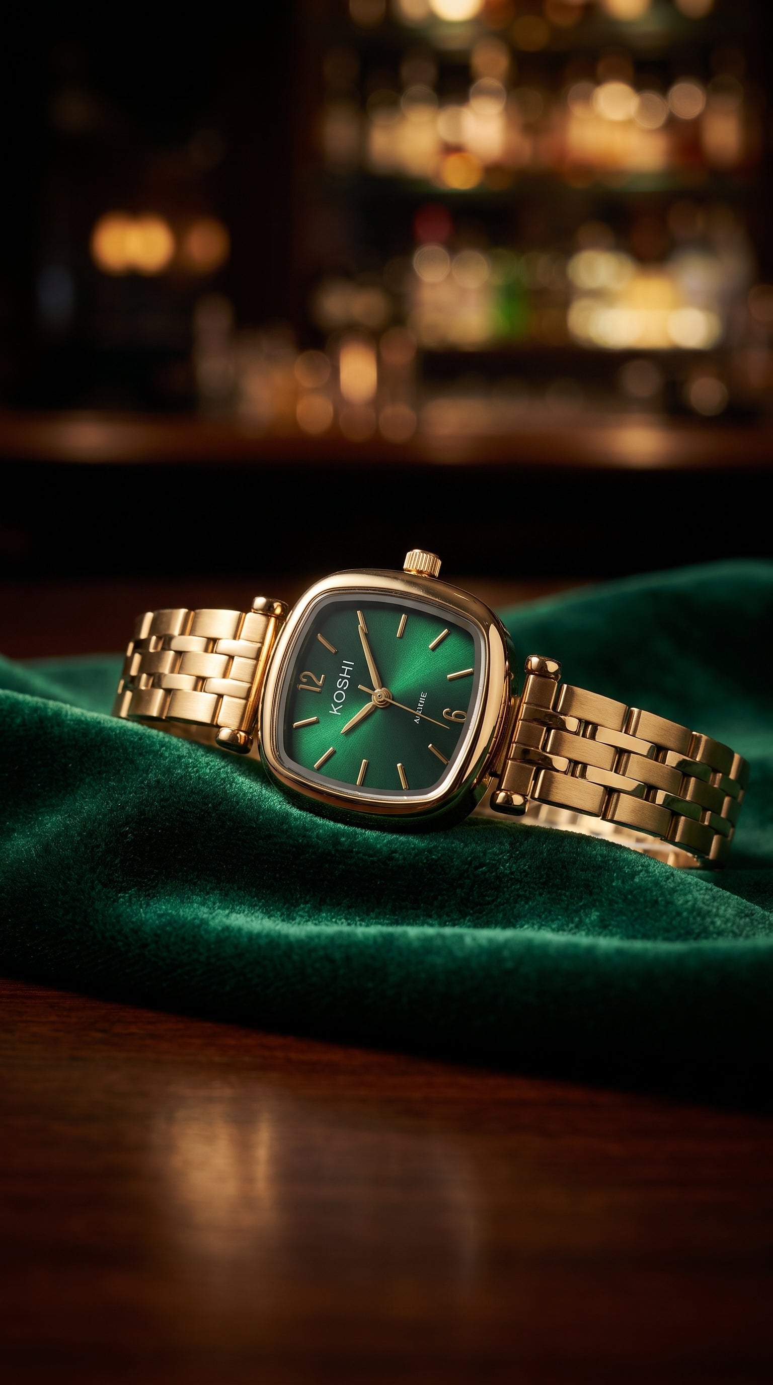 Emerald Luxe Women's Green Watch