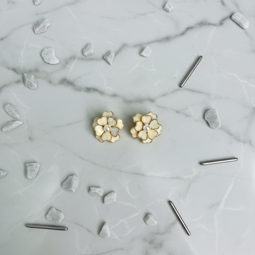 Bloom Studs