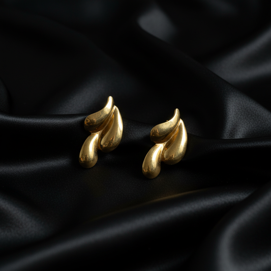 Fluid Gold Statement Stud ( Anti Tarnish)