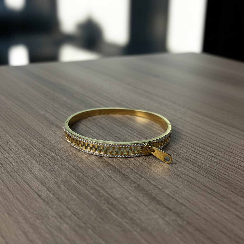 Zipper-Inspired Statement Bracelet(ANTI TARNISH)