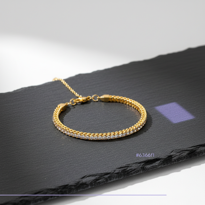 Radiant Crystal Tennis Bracelet(ANTI TARNISH)